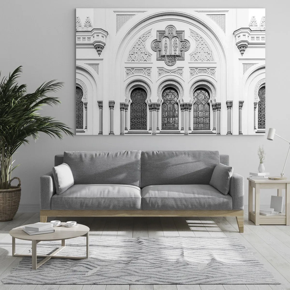 Glasbild - Bild auf glas - Die Fassade eines historischen Gebäudes mit dekorativen Fenstern und Details - 70x50cm - An der Grenze der Kulturen - Moderne Wanddekoration für Wohnzimmer und Schlafzimmer ARTTOR