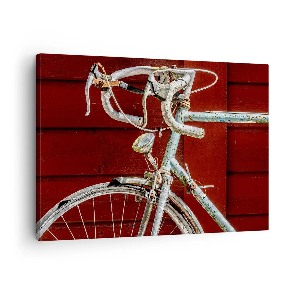 Bild auf Leinwand - Leinwandbild - Ein Vintage-Fahrrad vor einer roten Holzwand - 70x50cm - Geschaffen um zu siegen - Moderne Wanddekoration für Wohnzimmer und Schlafzimmer ARTTOR
