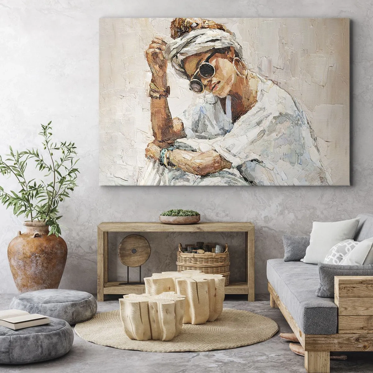Bild auf Leinwand - Leinwandbild - Porträt einer Frau mit Sonnenbrille vor einer hellen Wand - 70x50cm - Porträt in voller Sonne - Moderne Wanddekoration für Wohnzimmer und Schlafzimmer ARTTOR