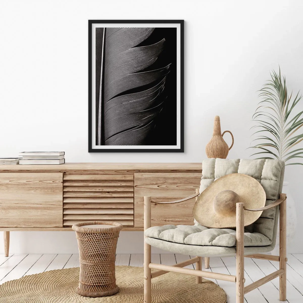 Poster in einem schwarzem Rahmen - Eine minimalistische Interpretation einer Feder in Schwarz und Weiß - 50x70cm - Stift – ein wunderbares Design - Moderne Wanddekoration für Wohnzimmer und Schlafzimmer ARTTOR