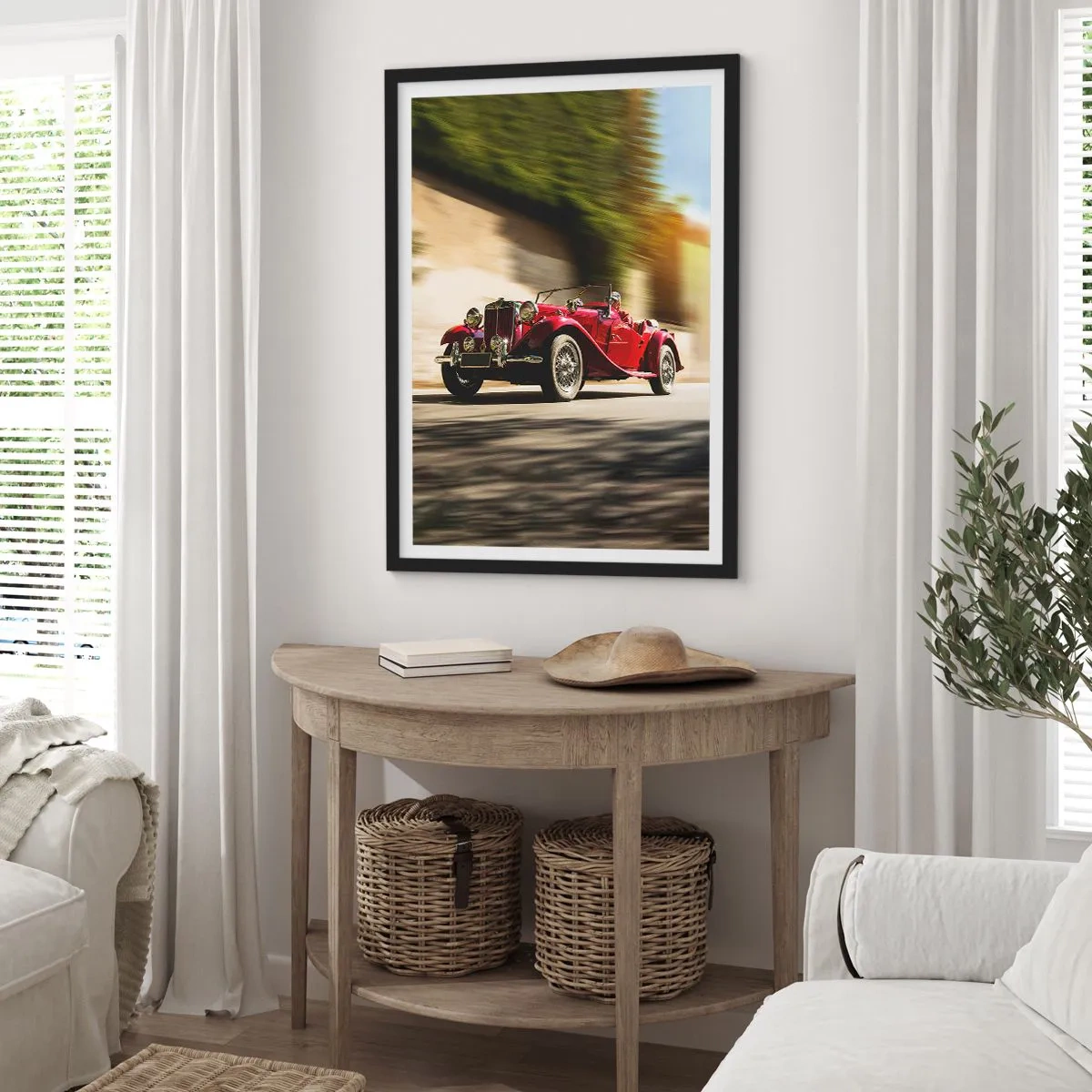Poster in einem schwarzem Rahmen - Roter Oldtimer vor einer verschwommenen Landschaft - 50x70cm - Schöner als Nike von Samothrake - Moderne Wanddekoration für Wohnzimmer und Schlafzimmer ARTTOR