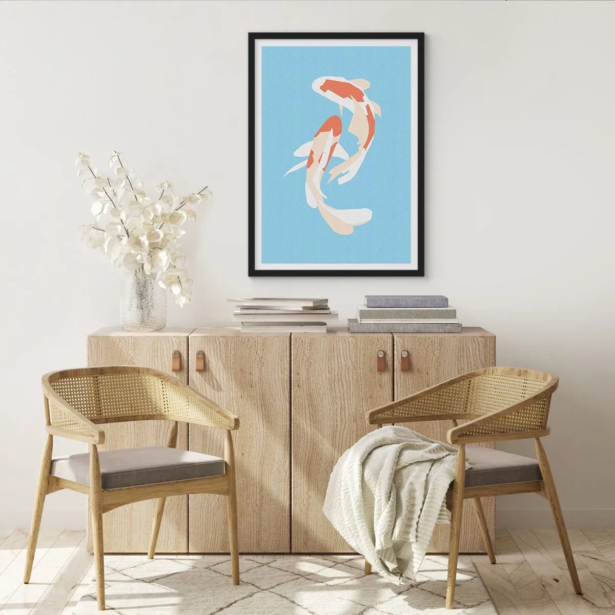 Poster in einem schwarzem Rahmen - Zwei Koi-Fische schwimmen in Harmonie - 50x70cm - Spontanes Synchronschwimmen - Moderne Wanddekoration für Wohnzimmer und Schlafzimmer ARTTOR