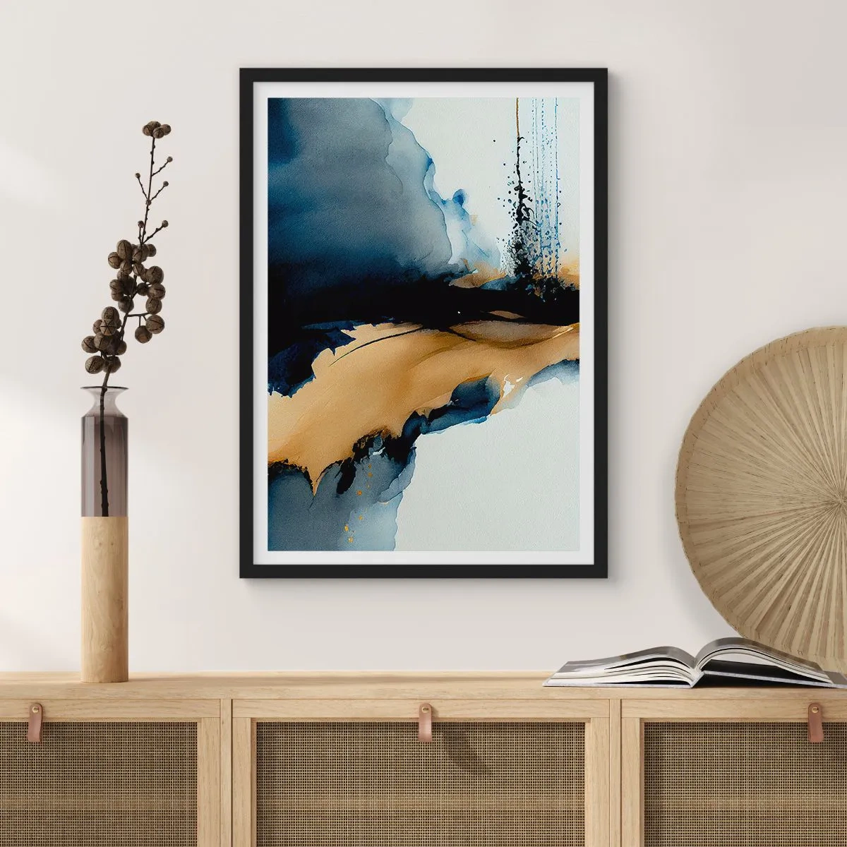 Poster in einem schwarzem Rahmen - Eine abstrakte Komposition in Marineblau- und Goldtönen - 50x70cm - Hinter dem Vorhang - Moderne Wanddekoration für Wohnzimmer und Schlafzimmer ARTTOR