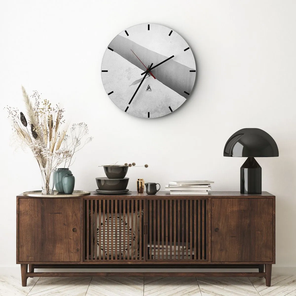 Wanduhr - Glasuhr - Eine minimalistische Silhouette einer Figur in einer Lichtperspektive - 30x30cm - Klares Ziel - Moderne Wanddekoration für Wohnzimmer, Küche und Schlafzimmer ARTTOR