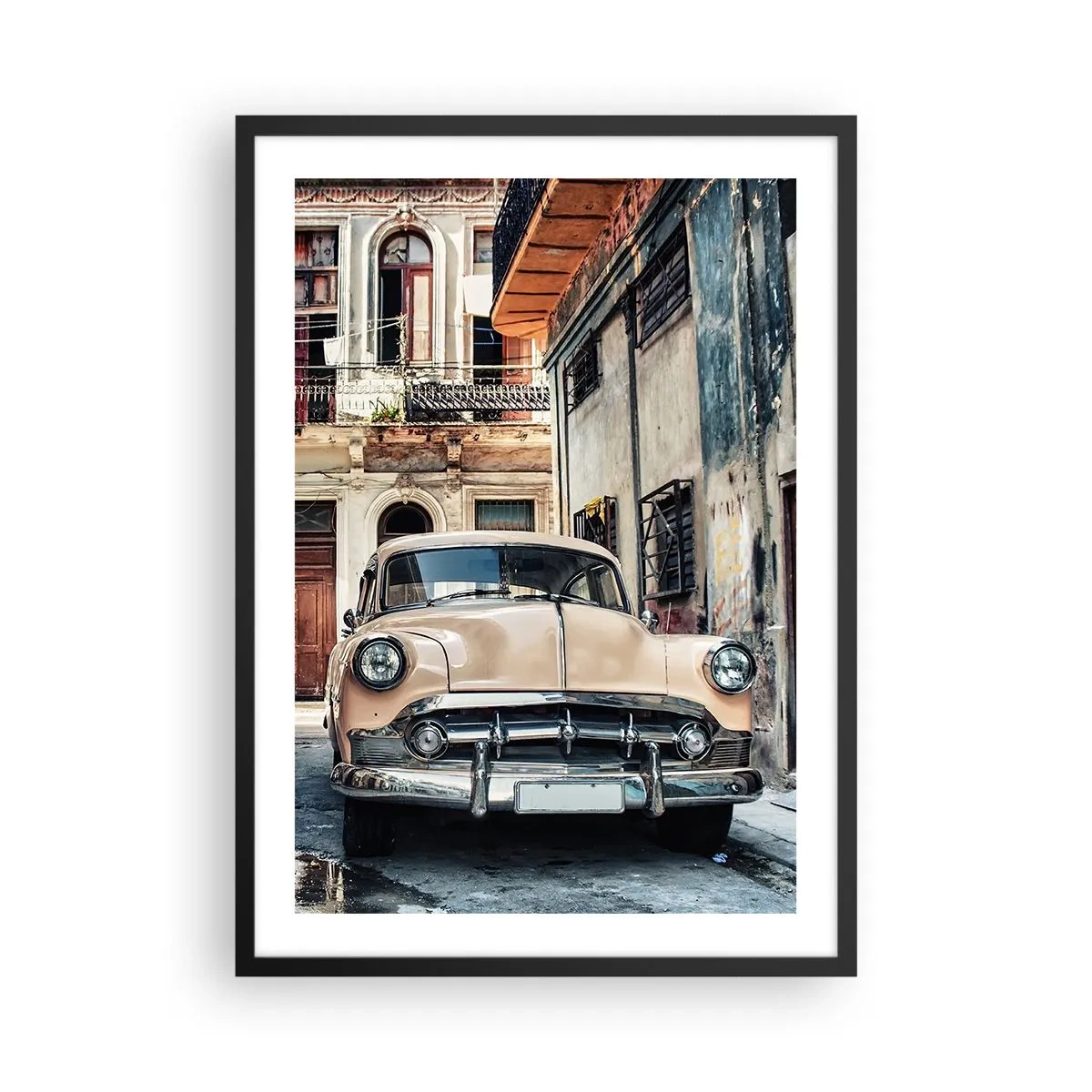 Poster in einem schwarzem Rahmen - Ein Oldtimer in einer urbanen Retro-Umgebung - 50x70cm - Die Siesta in Havanna - Moderne Wanddekoration für Wohnzimmer und Schlafzimmer ARTTOR